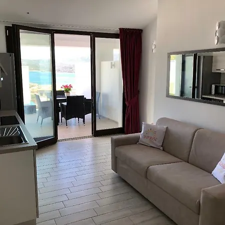 Nrh Sunrise Rooftop Holiday home *